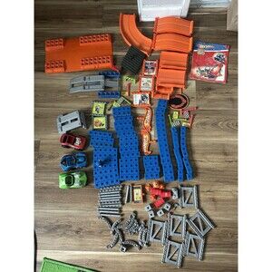 Fisher-Price TRIO Hot Wheels Super Stunt Builder Parts Lot Track Blocks Cars